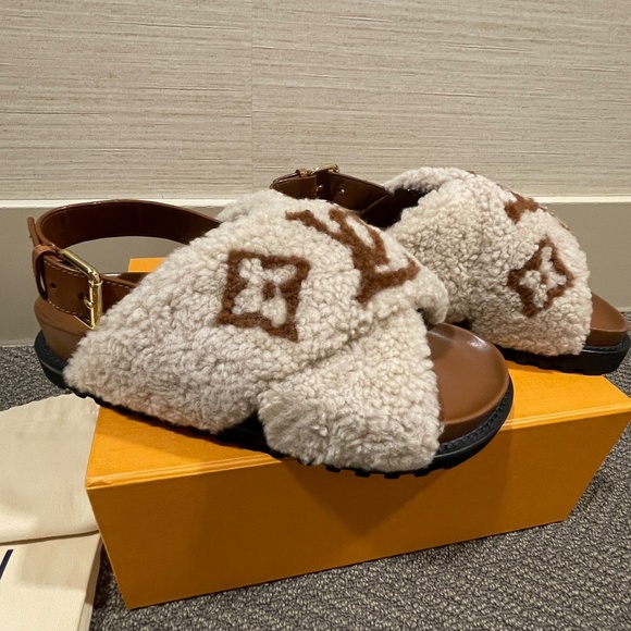 Brand New Louis Vuitton Paseo Flat Comfort Mule 100% Authentic - Picture 3 of 8